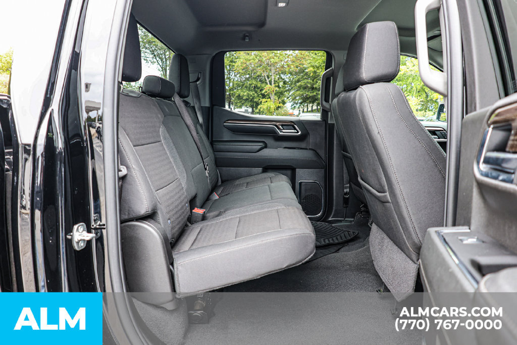 Used 2025 Chevrolet Silverado 1500 LT AWD/4WD image 21
