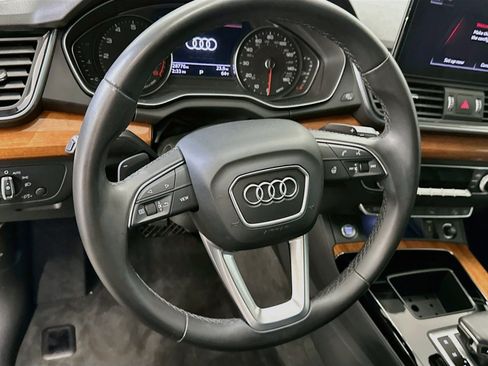 Used 2023 Audi Q5 2.0T Premium w/ Convenience Package AWD/4WD image 18