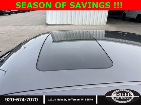 Used 2018 Dodge Challenger SXT Plus image 15