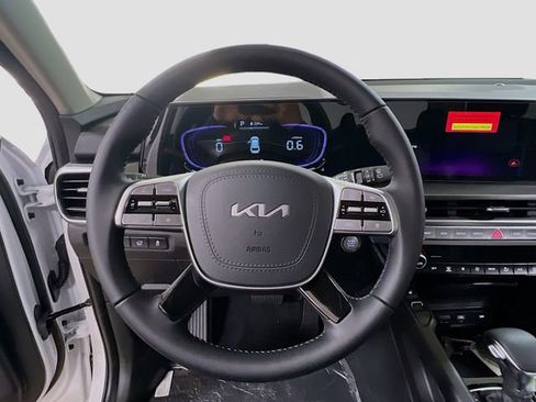 New 2025 Kia Telluride S image 11
