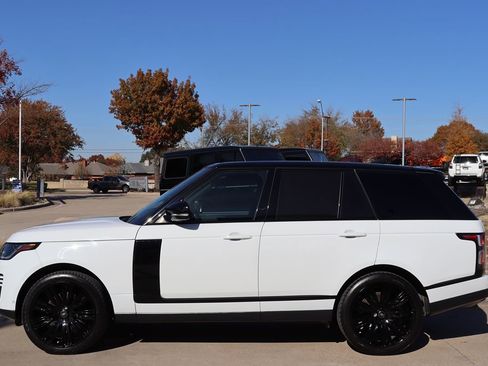 Used 2020 Land Rover Range Rover HSE image 6
