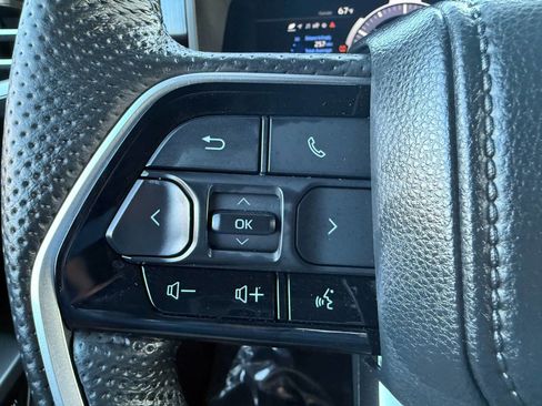 Used 2025 Toyota Tundra Platinum image 37