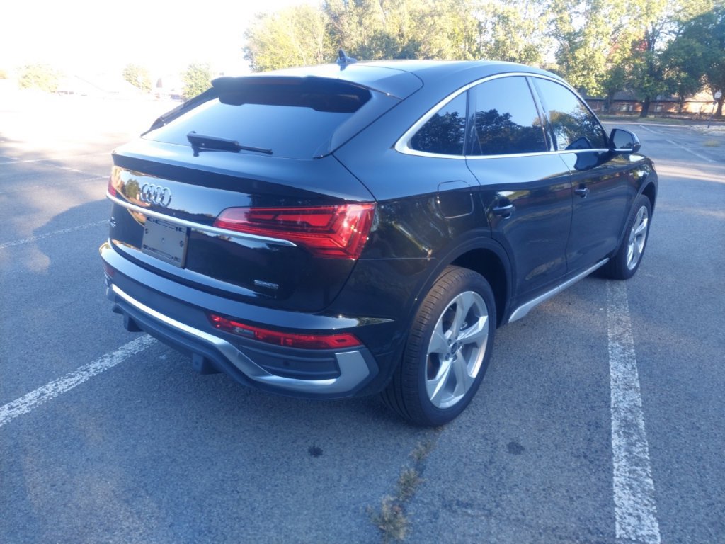 Used 2025 Audi Q5 2.0T Premium Plus w/ Premium Plus Package AWD/4WD image 10