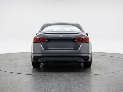 Used 2025 Nissan Altima 2.5 SV FWD image 7
