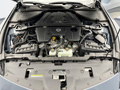 Used 2024 Nissan Z NISMO w/ Floor Mat Package image 25