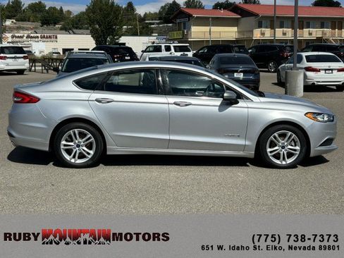 Used 2018 Ford Fusion S FWD image 8