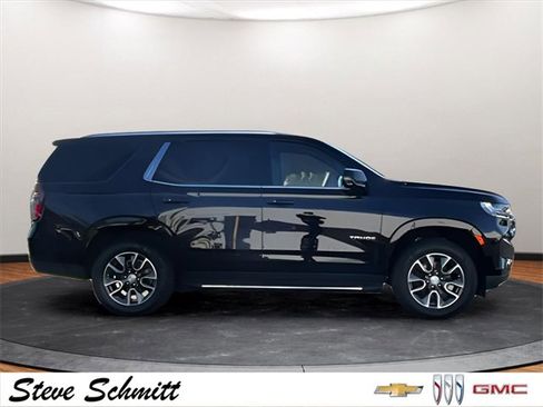 Used 2023 Chevrolet Tahoe LT w/ LT Signature Package image 10