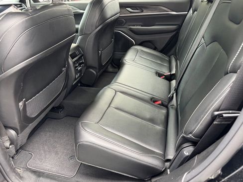 Used 2023 Jeep Grand Cherokee 4WD 4xe image 26