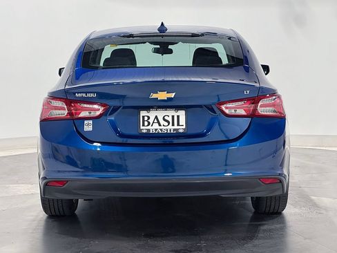 Used 2019 Chevrolet Malibu LT FWD image 12