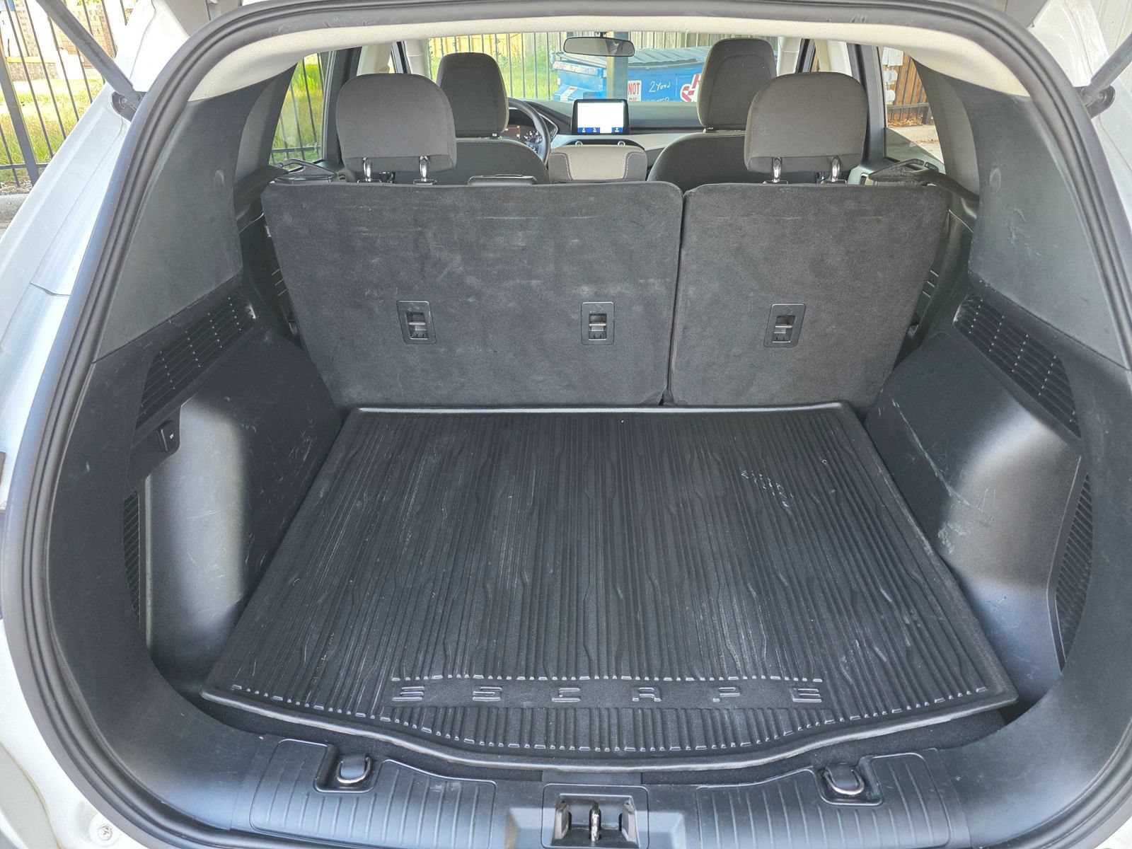 Used 2021 Ford Escape SE FWD image 36