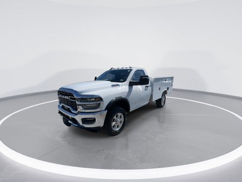 New 2025 RAM 3500 Big Horn AWD/4WD image 6