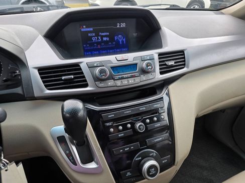 Used 2012 Honda Odyssey EX-L image 18