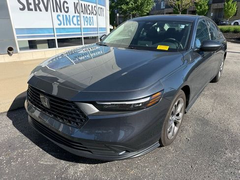 Used 2024 Honda Accord EX image 4