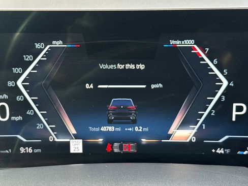 Used 2024 BMW X5 xDrive40i w/ M Sport Package image 24