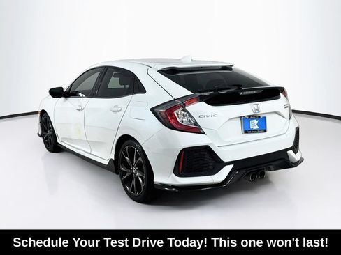 Used 2019 Honda Civic Sport Touring image 5