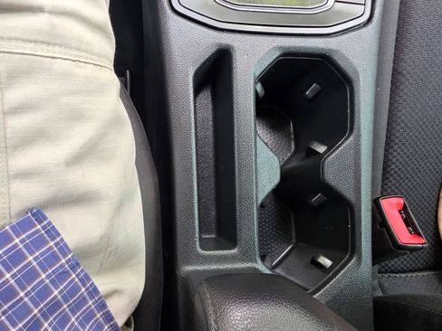 Used 2019 Volkswagen Jetta SE FWD image 33