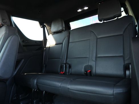 Used 2023 Chevrolet Tahoe Z71 image 31