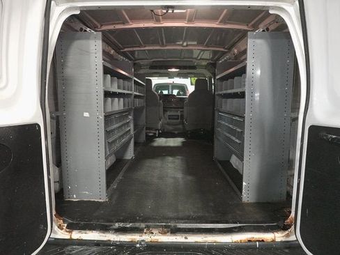 Used 2009 Ford E-350 and Econoline 350 Super Duty image 18