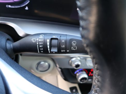 Used 2024 Kia Telluride S w/ S Sunroof Package image 35