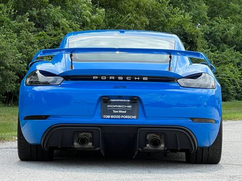 Certified 2023 Porsche 718 Cayman GT4 RWD image 8