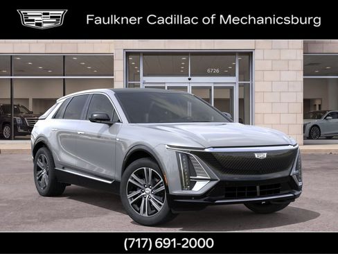 Used 2025 Cadillac Lyriq Luxury AWD/4WD image 7