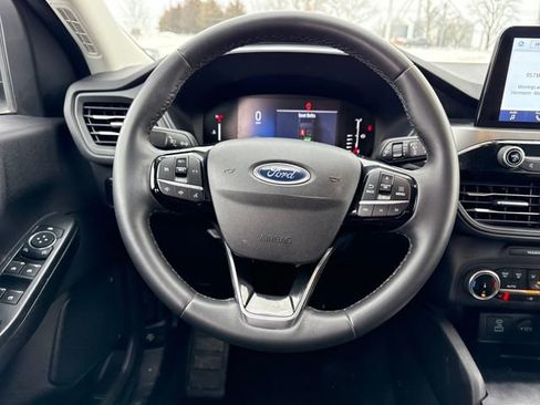 Used 2023 Ford Escape Active image 17