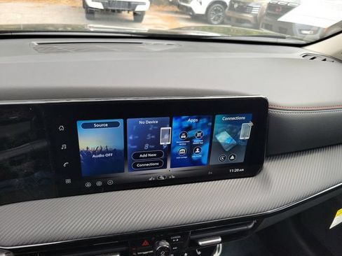 New 2026 Nissan Kicks SR w/ Cold Weather Package FWD image 15