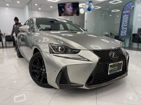 Used 2018 Lexus IS 300 F Sport image 3