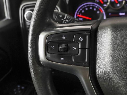Used 2022 Chevrolet Silverado 1500 Custom w/ Safety Confidence Package AWD/4WD image 29