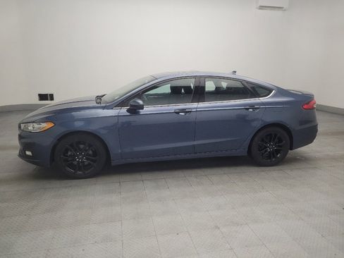Used 2019 Ford Fusion SE w/ Equipment Group 151A FWD image 2