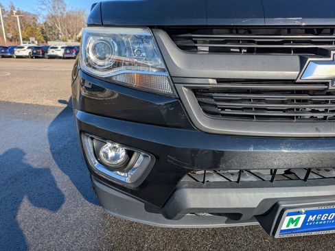 Used 2017 Chevrolet Colorado Z71 image 9