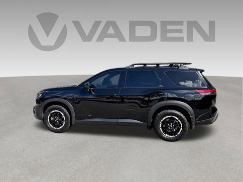 Used 2025 Nissan Pathfinder Rock Creek AWD/4WD image 27