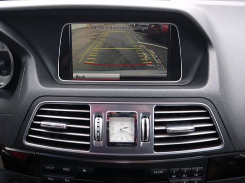 Used 2014 Mercedes-Benz E 550 Cabriolet image 17