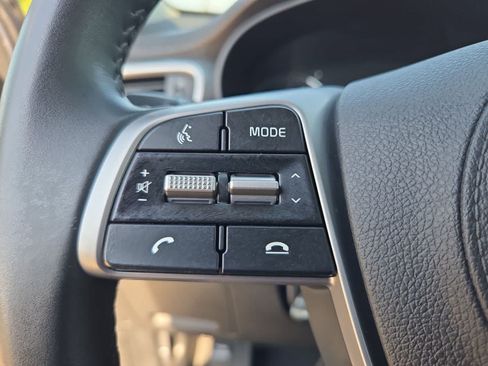 Used 2020 Kia Sorento S FWD image 21
