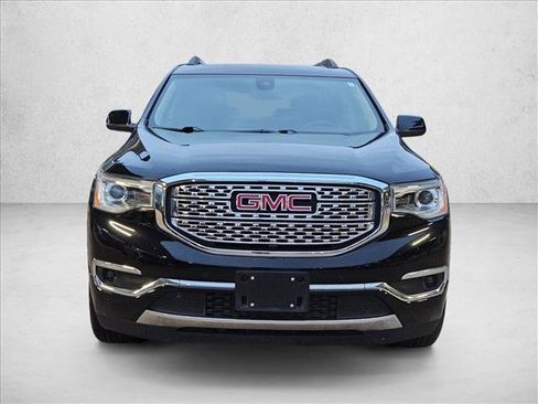 Used 2019 GMC Acadia Denali w/ Technology Package FWD image 2