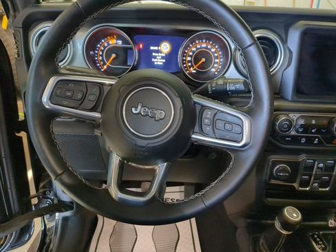 Used 2023 Jeep Wrangler Sahara w/ Safety Group image 12