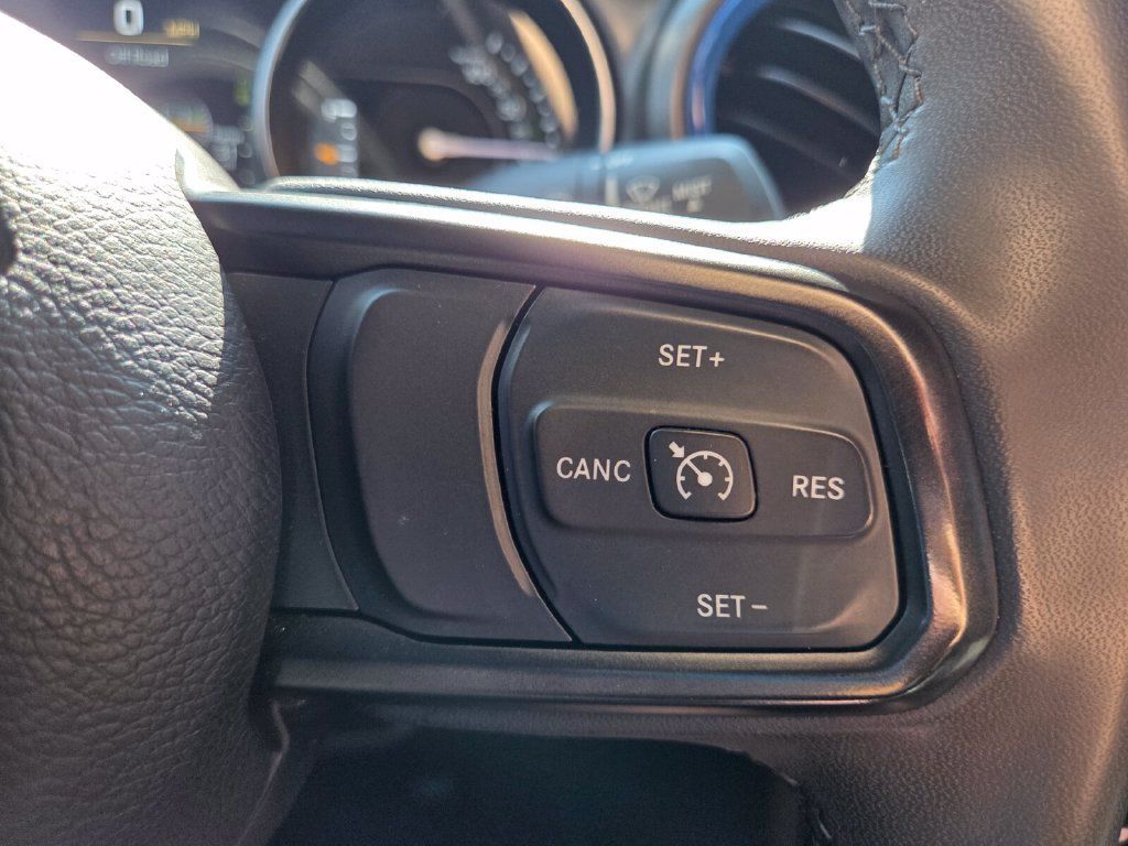 Used 2023 Jeep Wrangler Unlimited AWD/4WD image 14