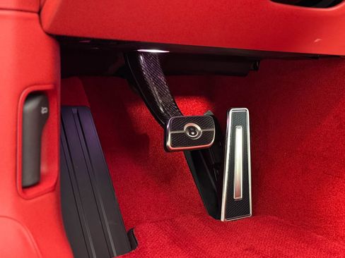 New 2025 Bentley Flying Spur Plug-In Hybrid image 14