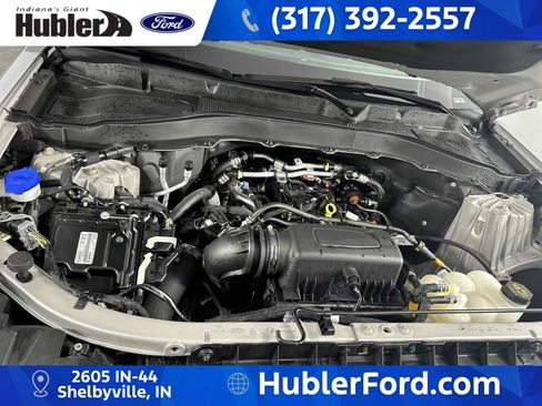 Used 2024 Ford Explorer XLT w/ Equipment Group 202A AWD/4WD image 11