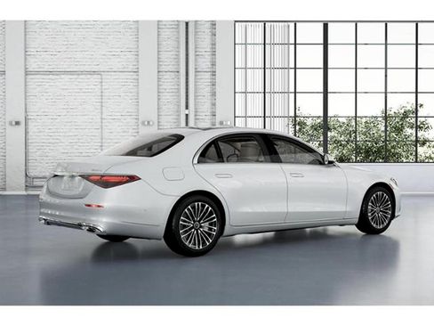 Certified 2026 Mercedes-Benz S 580 4MATIC Sedan image 19