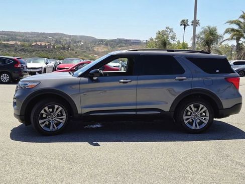 Used 2023 Ford Explorer XLT w/ Equipment Group 202A image 12