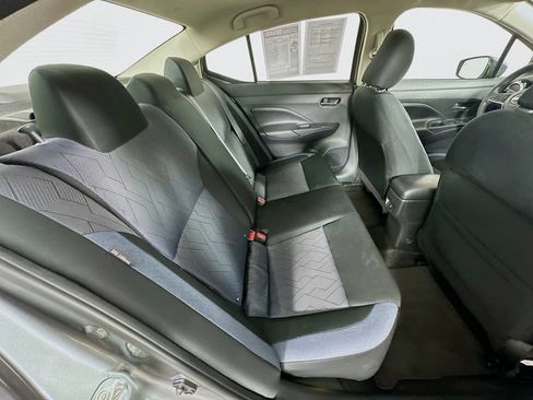 Certified 2025 Nissan Versa SV FWD image 33