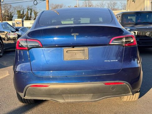 Used 2023 Tesla Model Y Long Range image 7