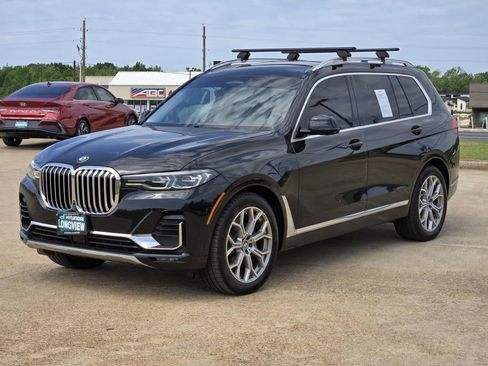 Used 2020 BMW X7 xDrive40i w/ Premium Package AWD/4WD image 3