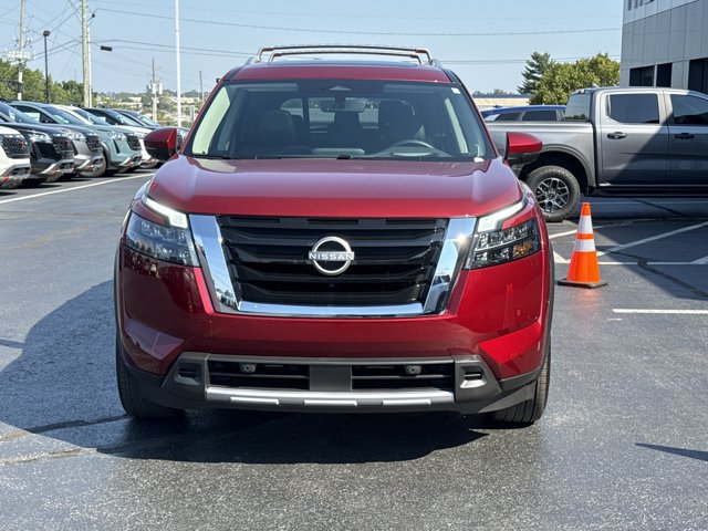 Certified 2025 Nissan Pathfinder Platinum w/ Cargo Package FWD image 16