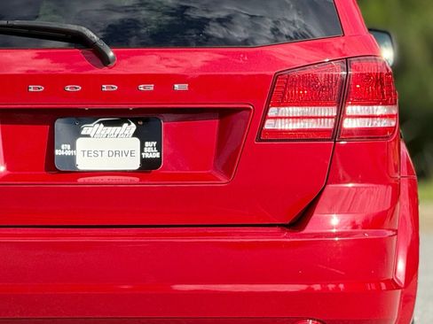 Used 2018 Dodge Journey SE w/ Blacktop Package FWD image 17