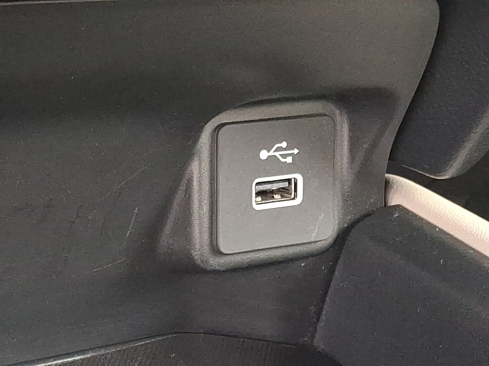 Used 2024 Honda HR-V LX image 24