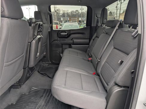 Used 2023 Chevrolet Silverado 1500 Custom image 14