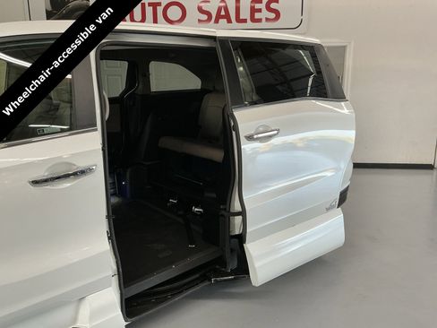 Used 2021 Honda Odyssey EX image 19