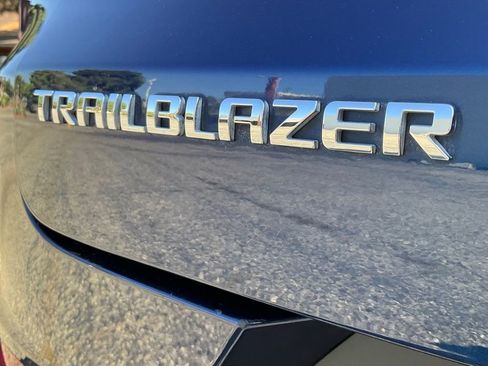 Used 2023 Chevrolet TrailBlazer LT image 19